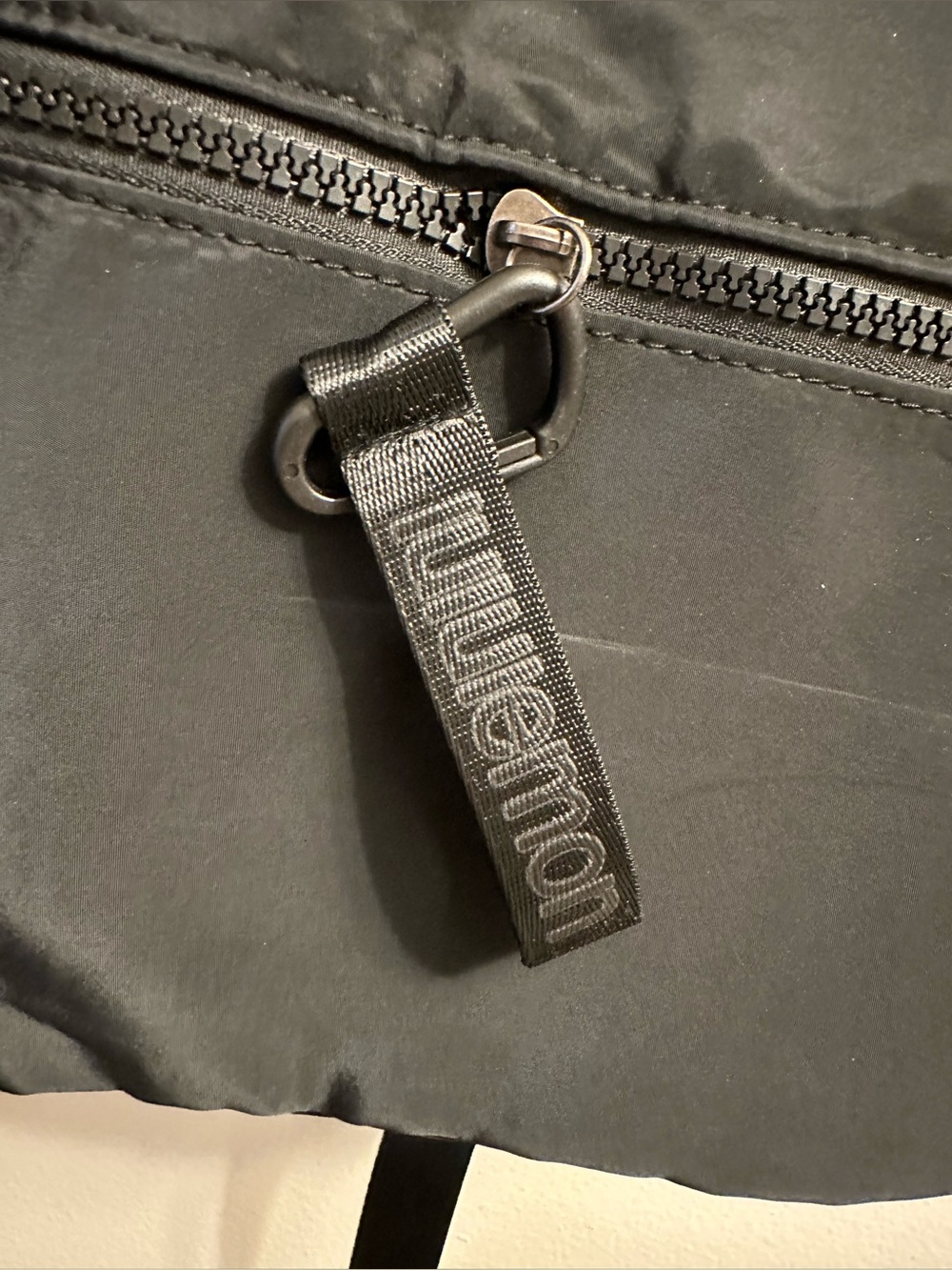 #862 lululemon athletica Black Men’s Backpack with Branded Pull Tab